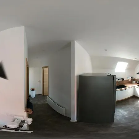 Au Bout De La Rue, La Wifi Acces 24 Sur 24 Iptv Apartman Sangatte
