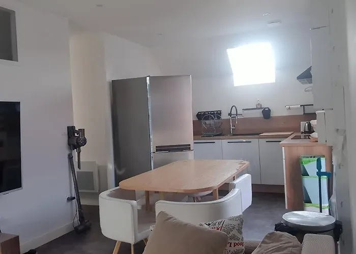 Au Bout De La Rue, La Wifi Acces 24 Sur 24 Iptv Apartment *