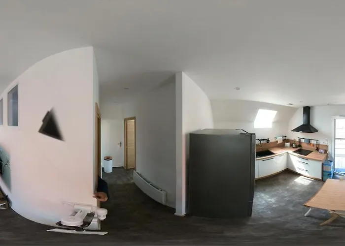 Au Bout De La Rue, La Wifi Acces 24 Sur 24 Iptv Apartment Sangatte