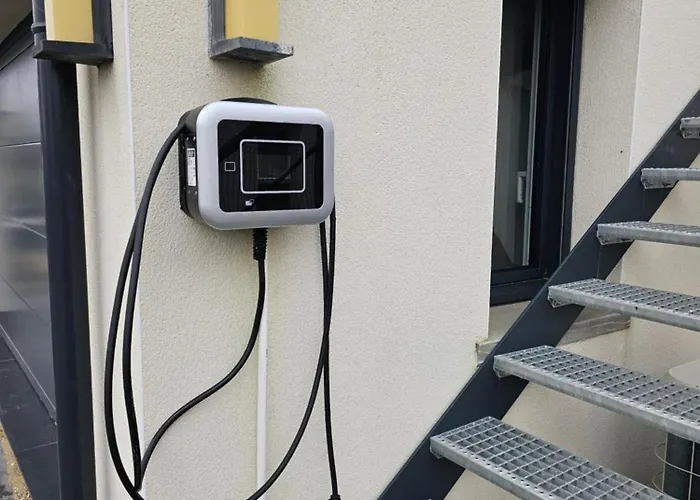 Au Bout De La Rue, La Wifi Acces 24 Sur 24 Iptv Apartment Sangatte